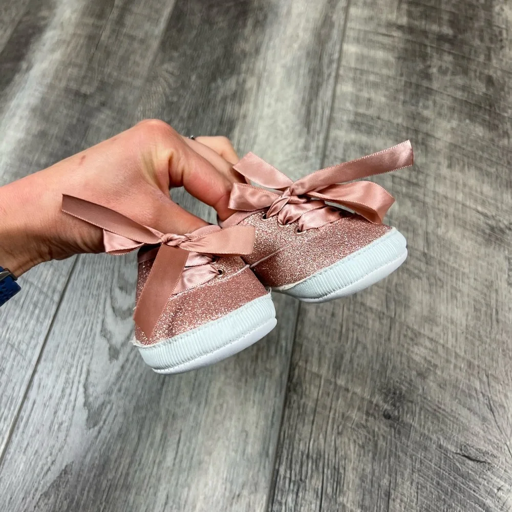 Oshkosh B’Gosh Pink‎ Sparkle Shoes